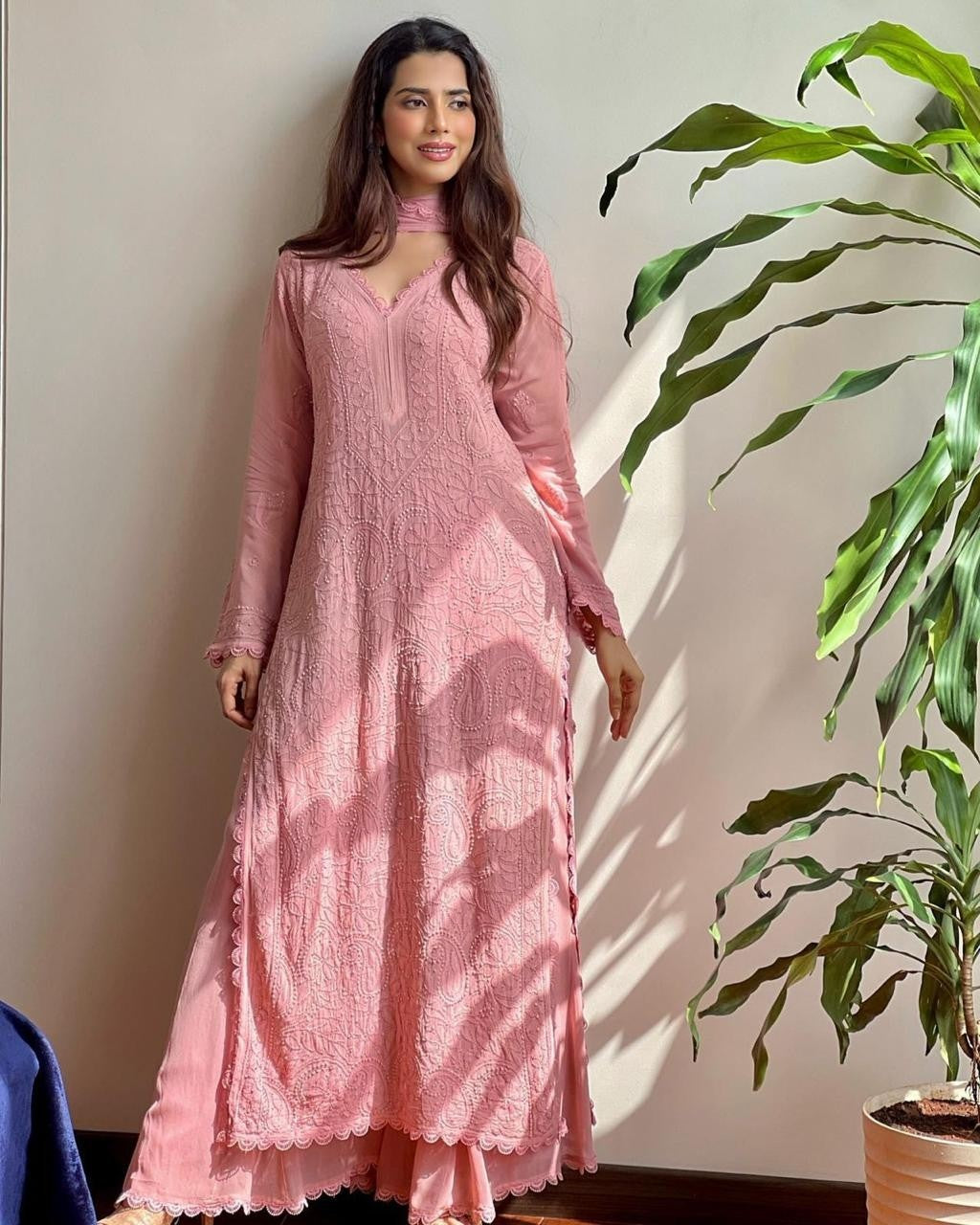 Pakistani chikankari salwar suit