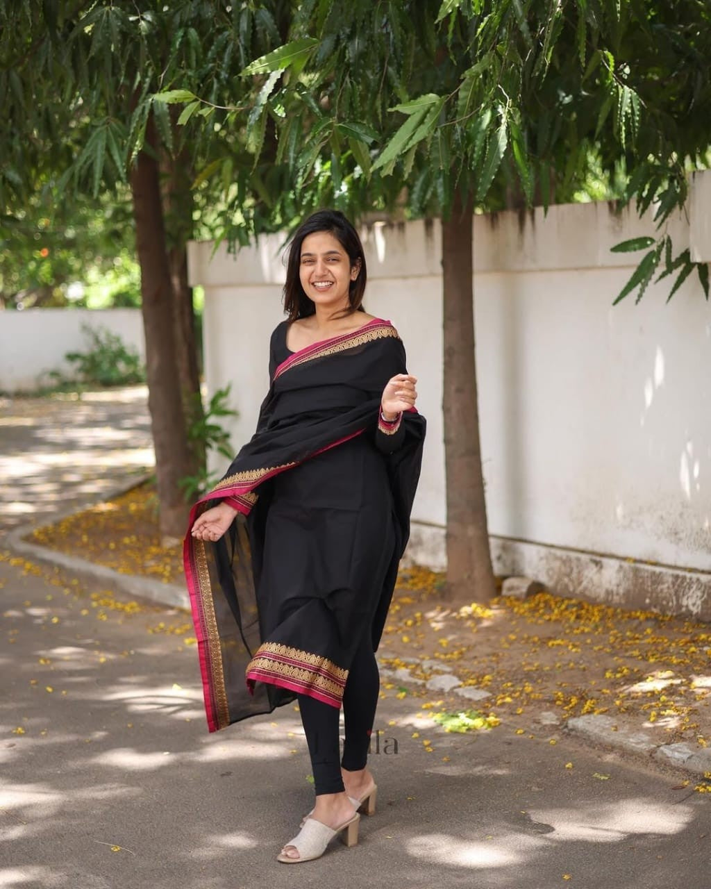 Black bunny kurti pant set with dupatta